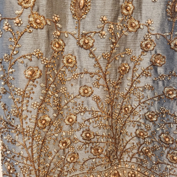 Pakistani desi wedding silk shalwar kameez 2pc - Picture 3 of 6